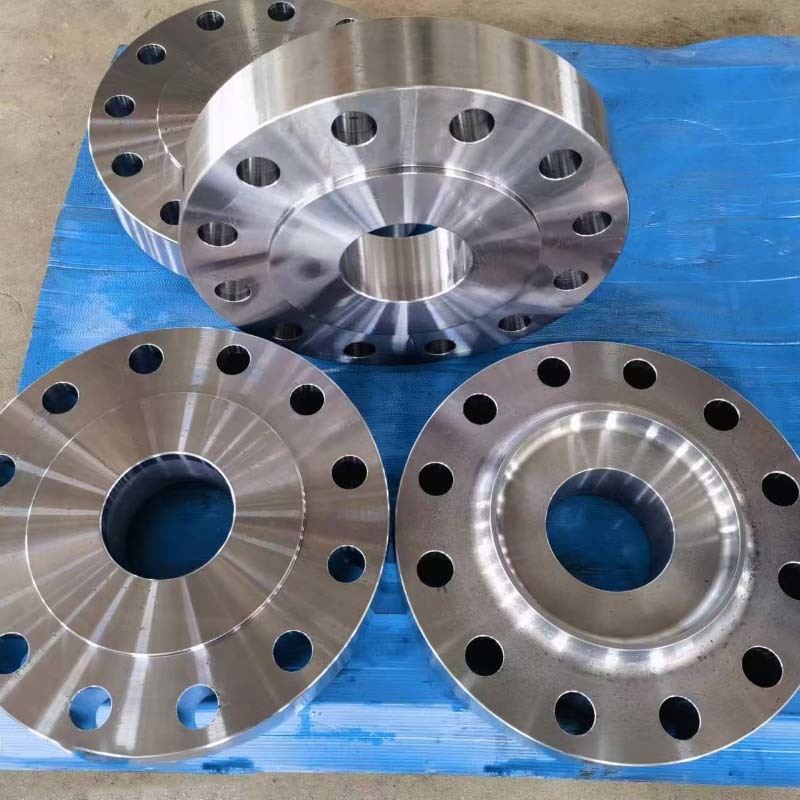 Profiled flange