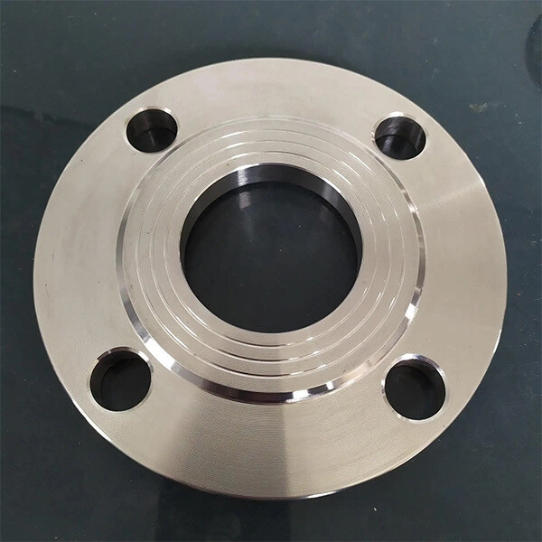 Flat welding flange