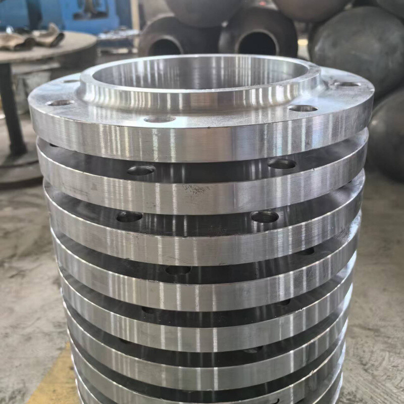 Flange with neck for flat welding