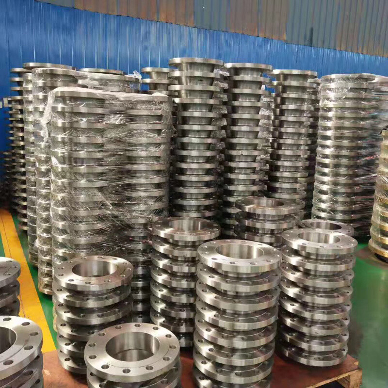 Flange with neck for flat welding