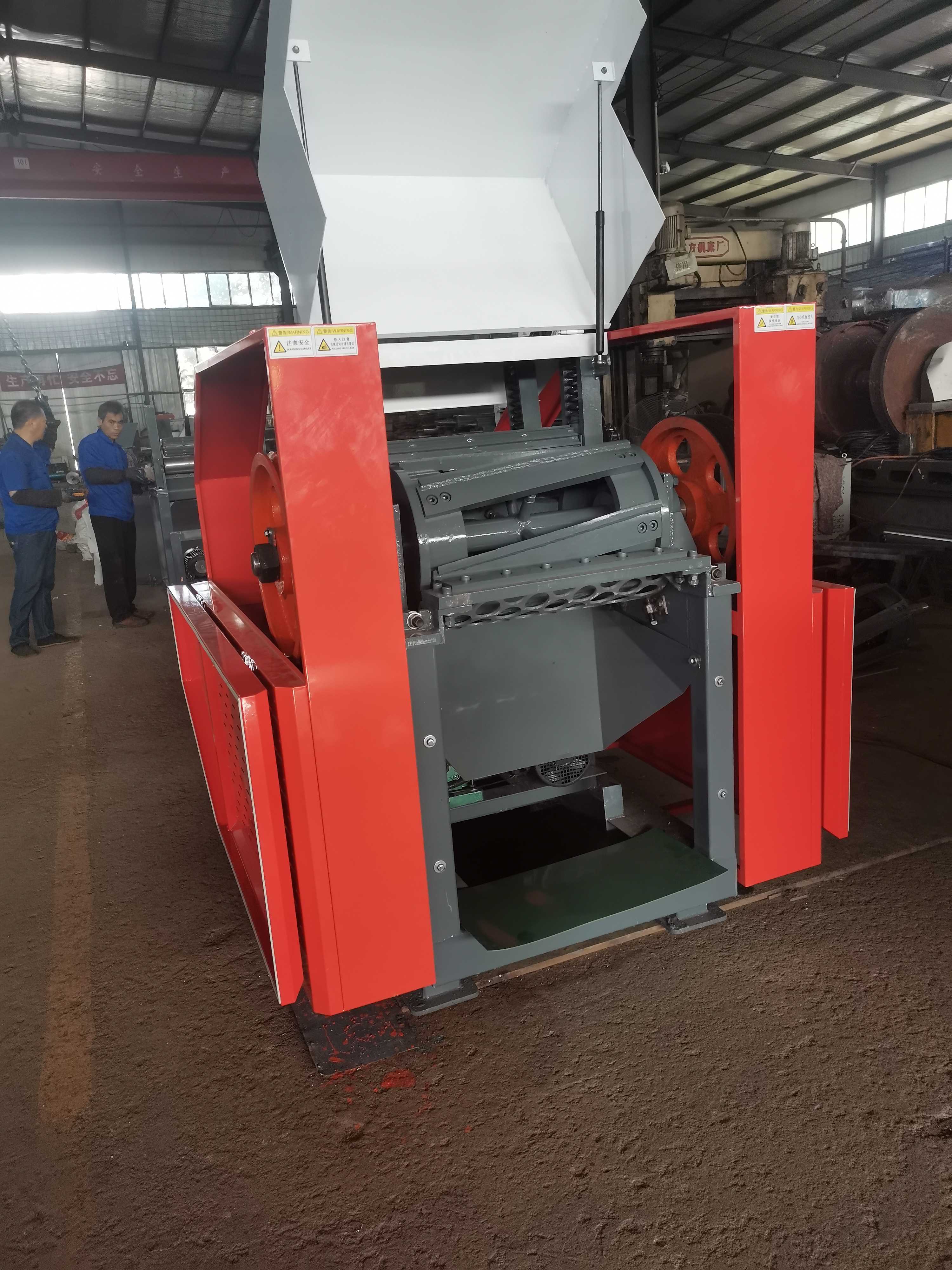 PE PP PET Plastic Film Shredder, High Efficiency Monofilament Film Shredder Machine 1000-2000KG Per Hour,Waste PP Raffia Yarns Shredder Machine Blade Wear Resistance