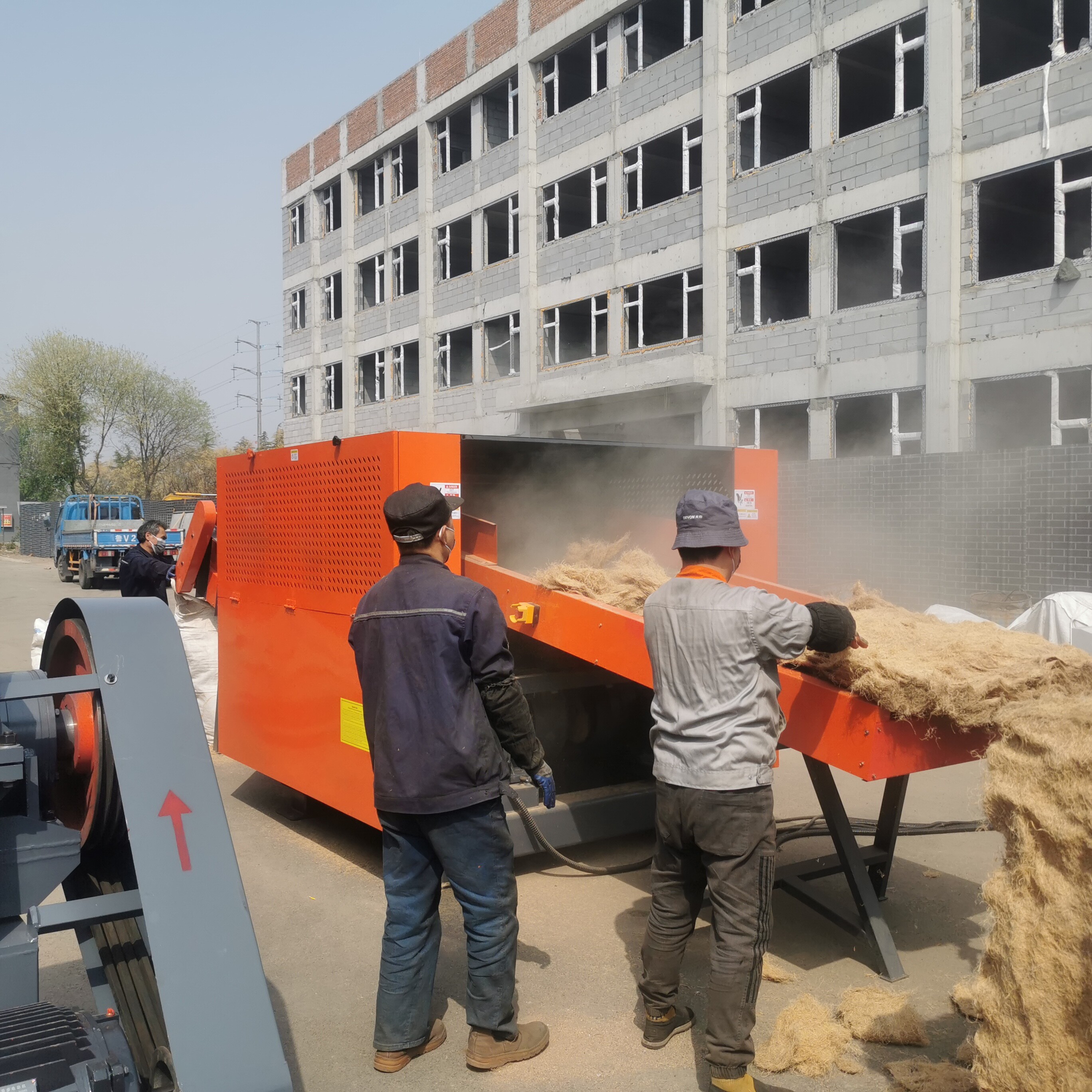 Indonesia Malaysia, Thailand EFB / Palm Fiber Cutting Machine Coconut Fiber shredder palm thread China factory suppiler 