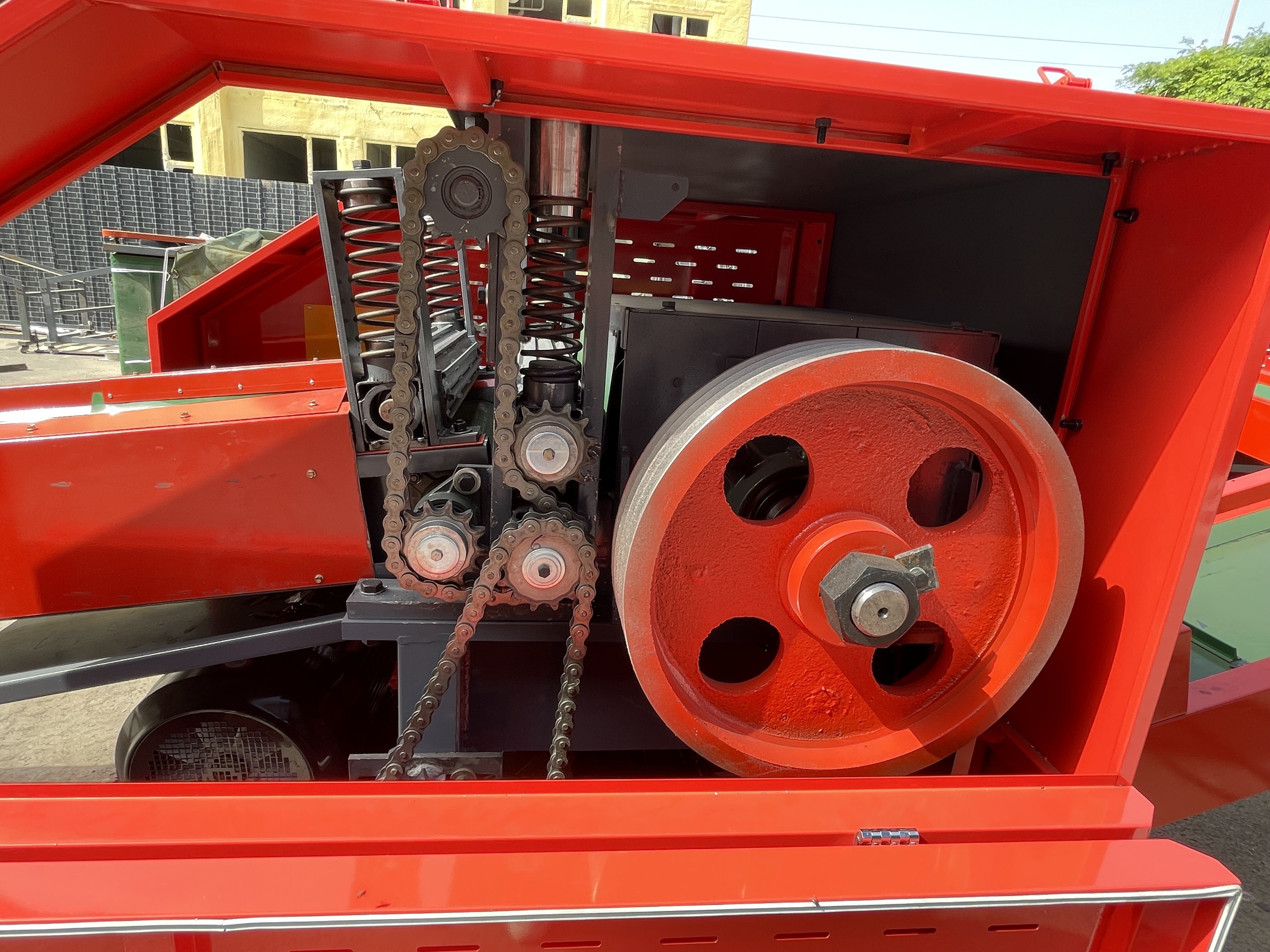 Manufacturer direct sales of foam PU crusher, EVA sole crusher Shoe destroying machine