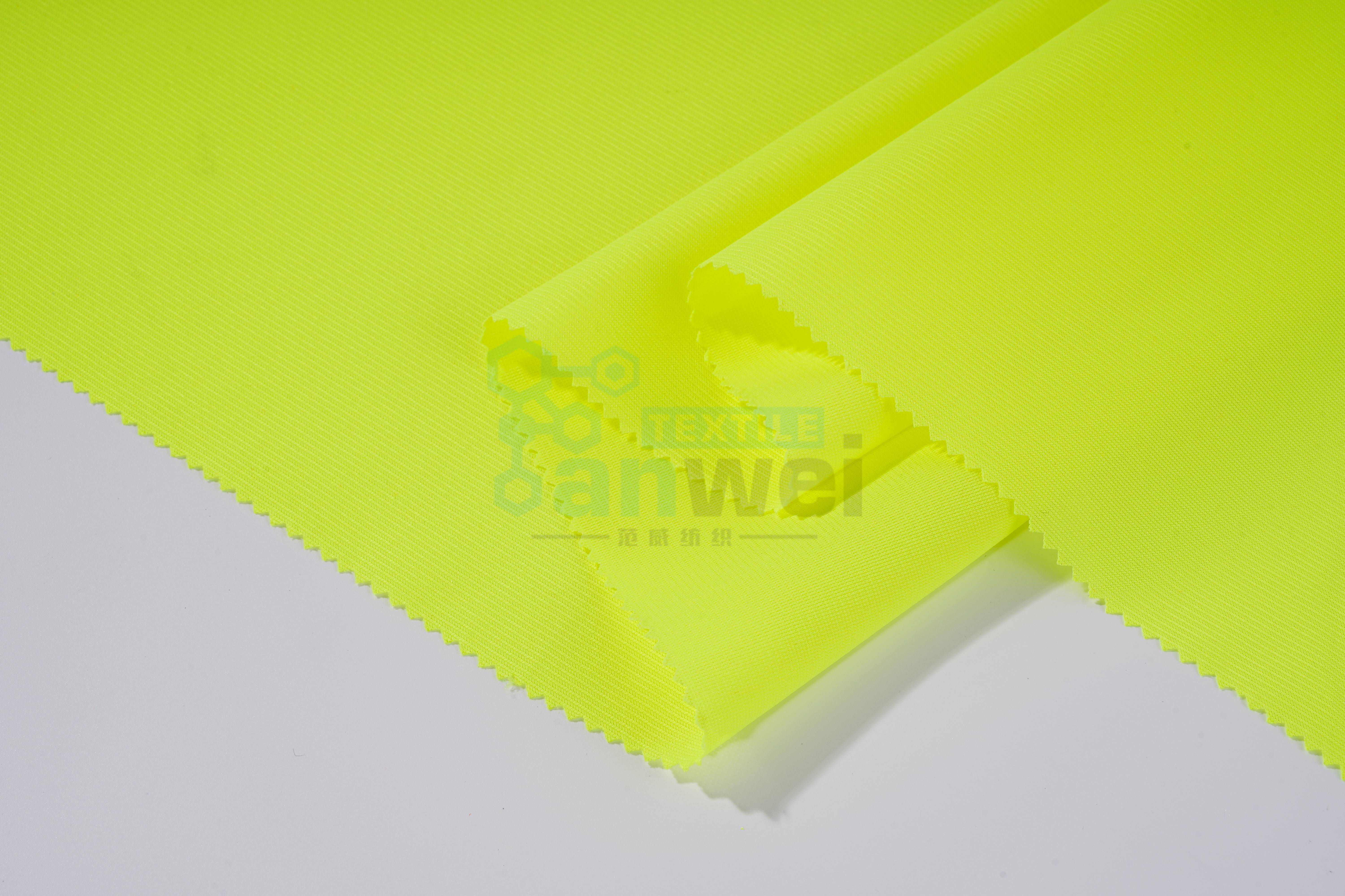 Fluorescent plain cloth