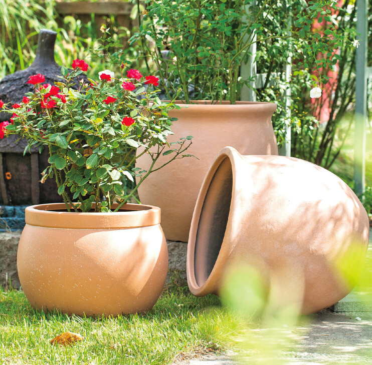 Plastic Flower Pots