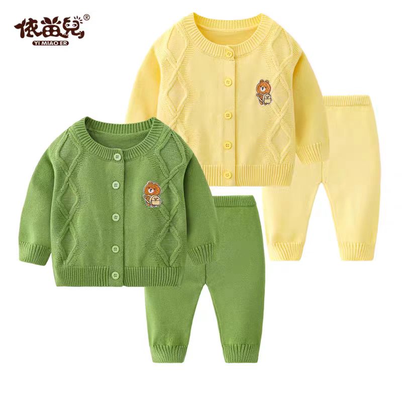 Children's knitted sweater