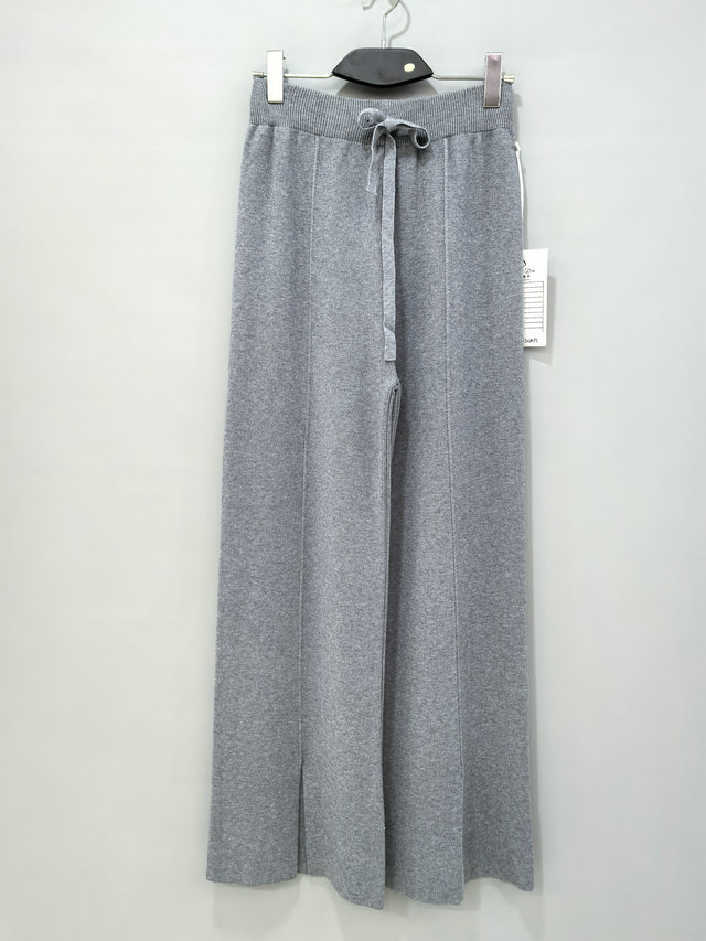 Knitted pants