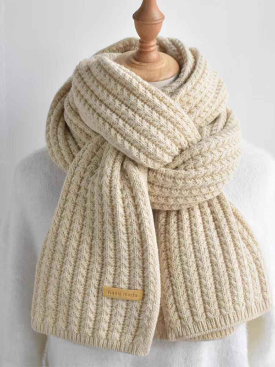 Women's thick needle scarf 