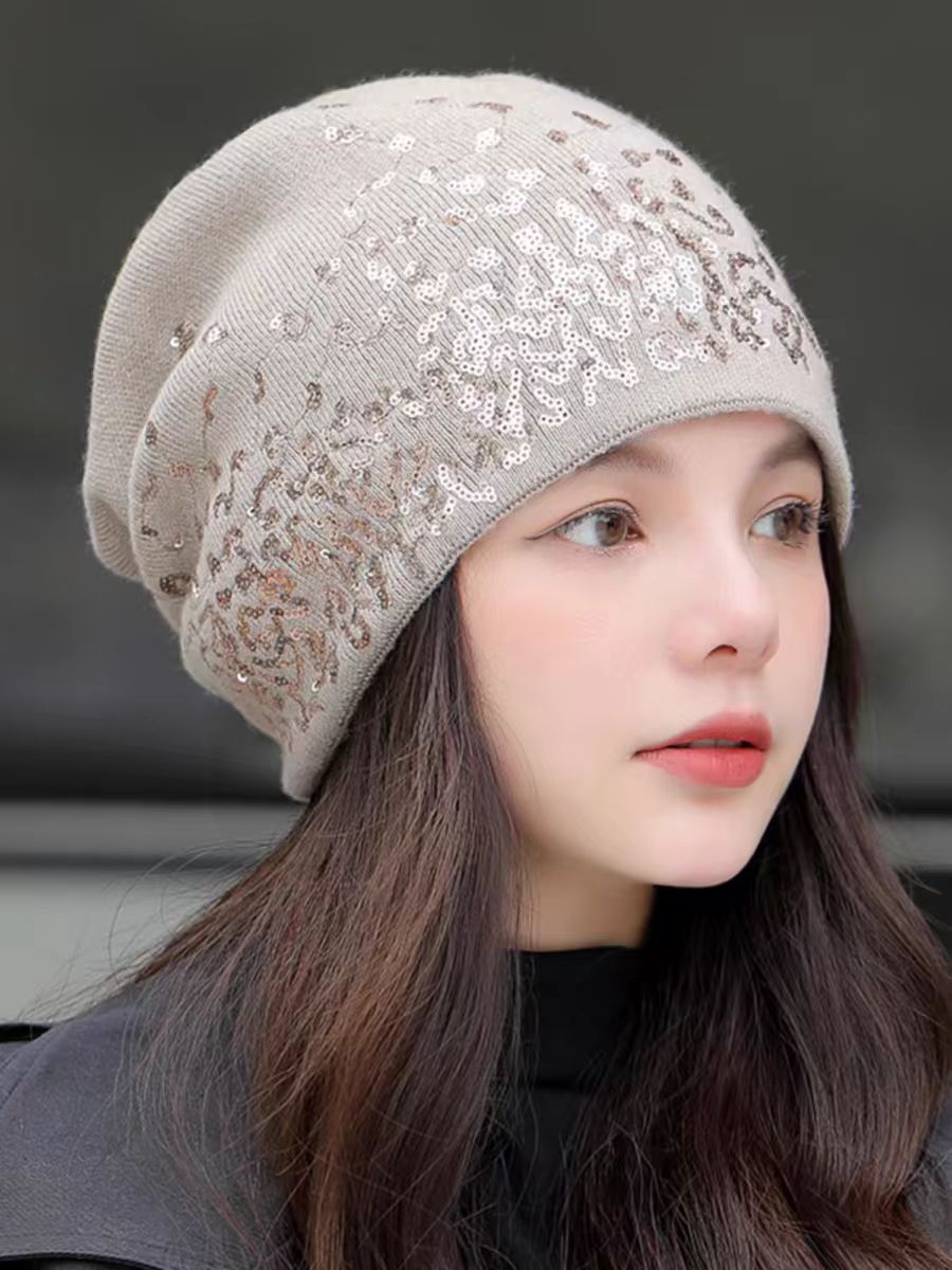 Ladies' Knitted Embroidered Bead Hat