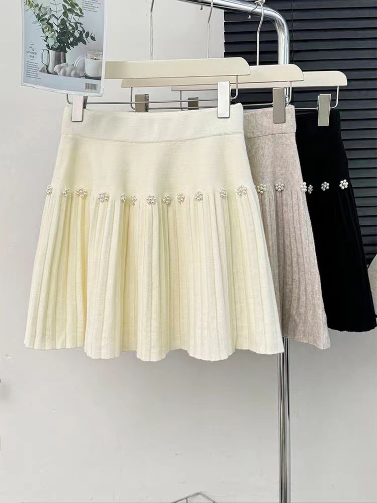 Short Knitted Skirt
