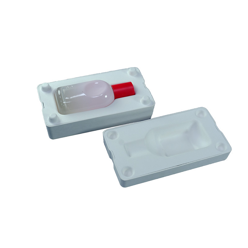 The inner liner of the perfume box is made of tissue paper, and the inner lining of the perfume packaging is made of wet-pressed paper with pulp molding.