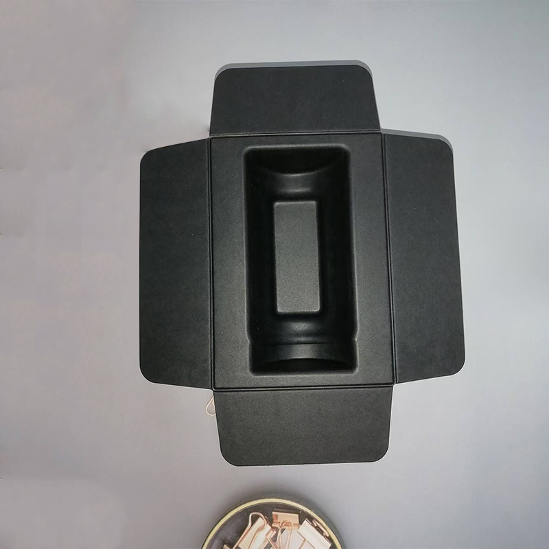 Black bottle liner made of wood pulp, recyclable packaging material, inner lining of the product is made of wood pulp, recyclable, black wet-pressed bottle liner with shock-absorbing paper inner lining.