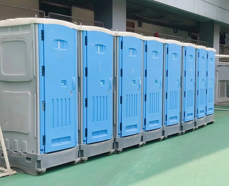 Portable toilet