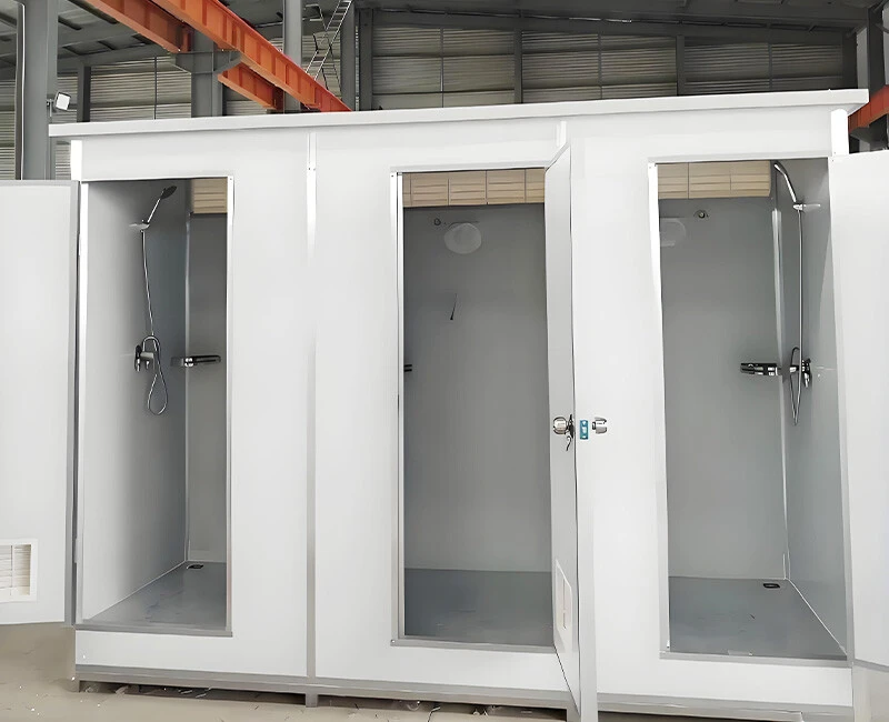 Portable shower room