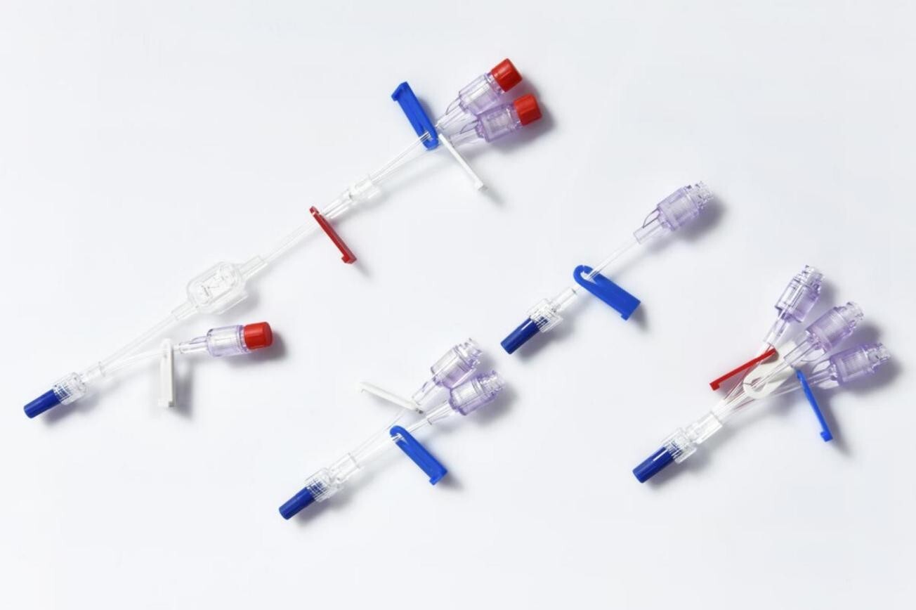 With Needle free connector