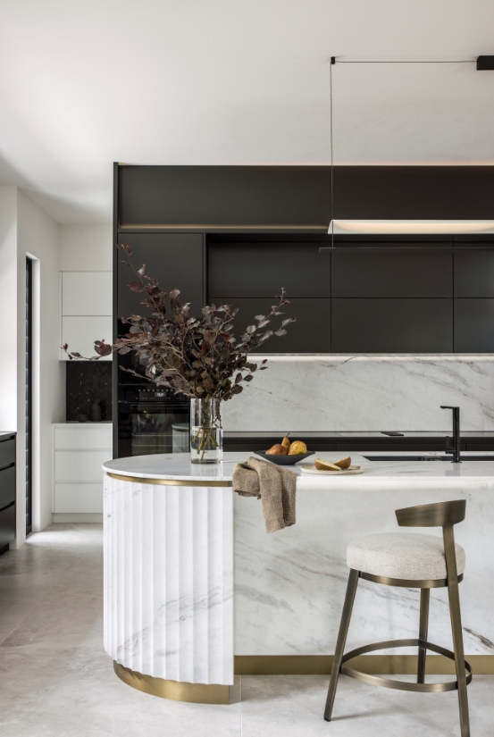 Modern Light Luxury Kitchen with Marble and Functional Storage