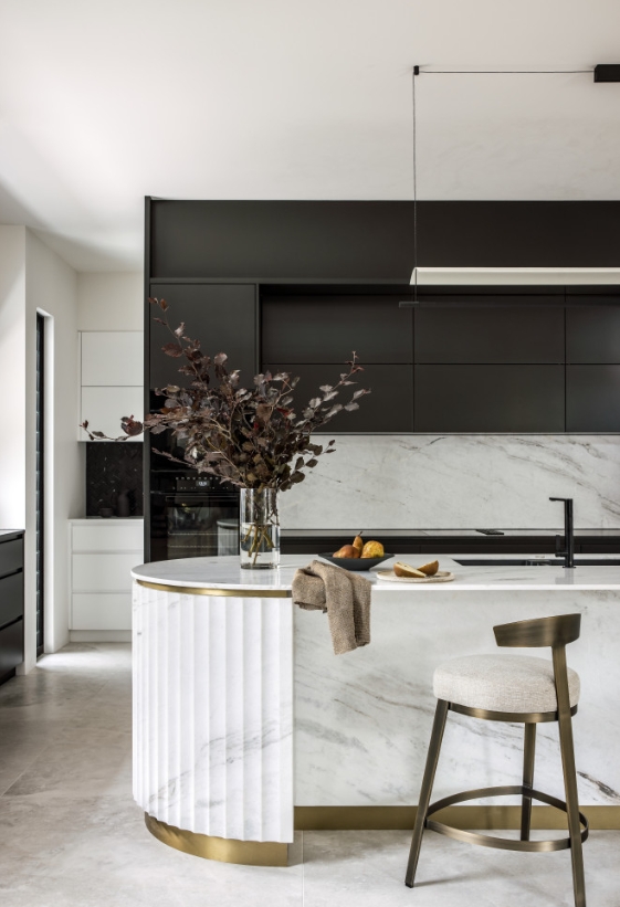 Modern Light Luxury Kitchen with Marble and Functional Storage