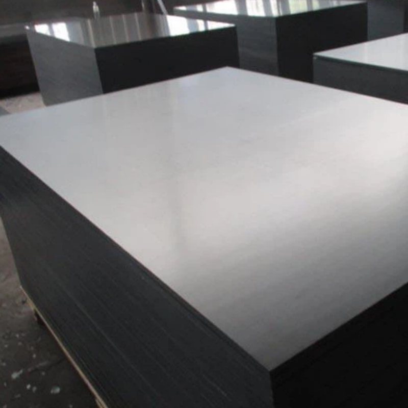 F17 formply black film faced plywood