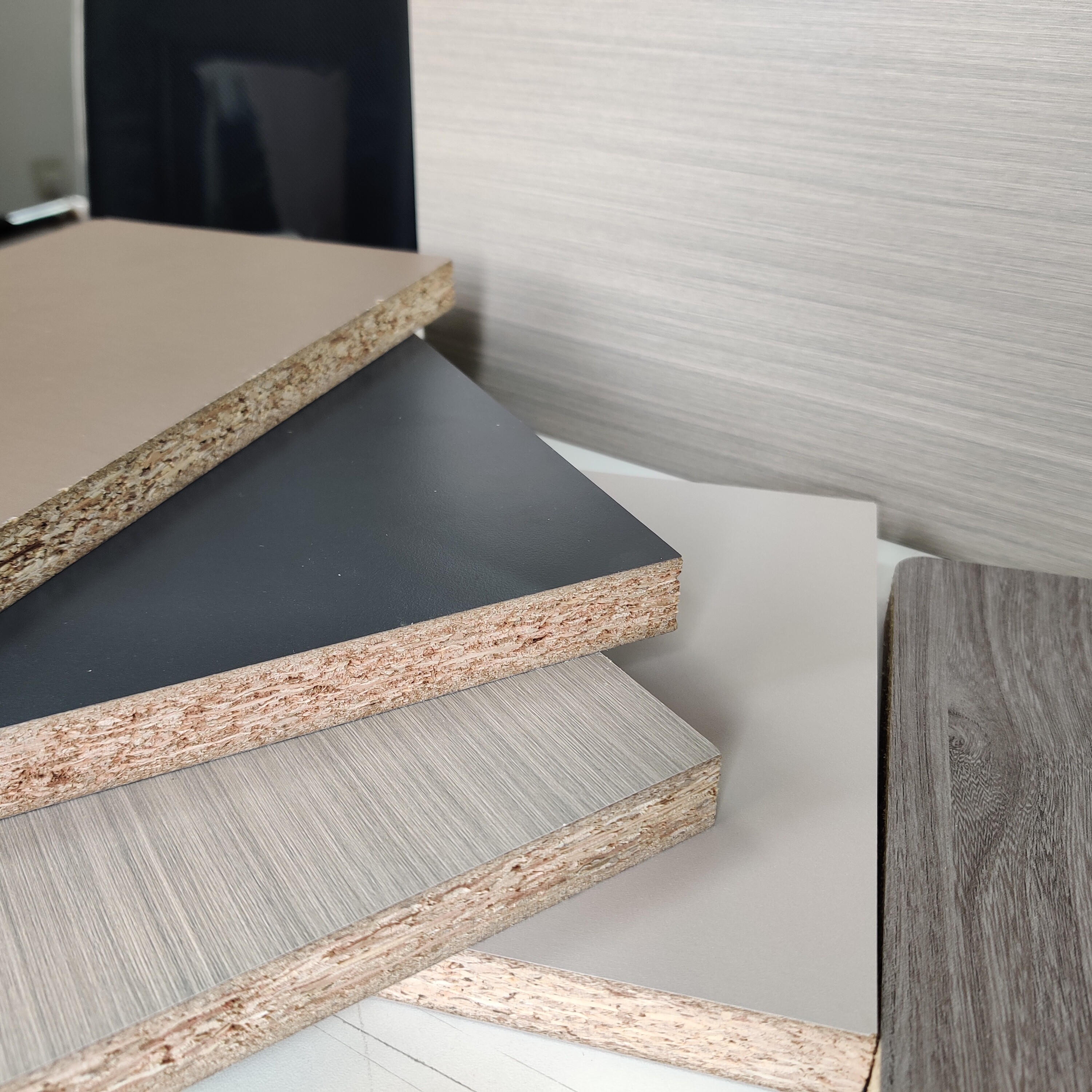 18mm melamine faced chipboard