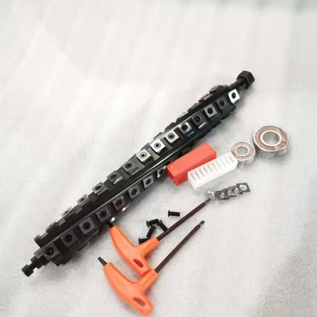 DW735 helical knife shaft