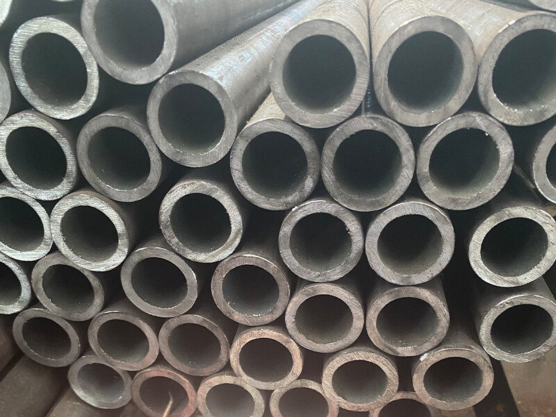 Black Bright Precision High-Pressure 40 Carbon Steel Pipe 5.5mm 22 Cal Seamless Carbon Steel Barrel Tube Pipe Supplier