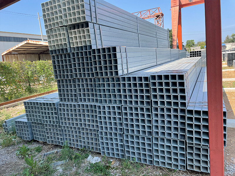 High Quality Chinese Manufacturer Galvanized ERW Welded Pipe Square Shape