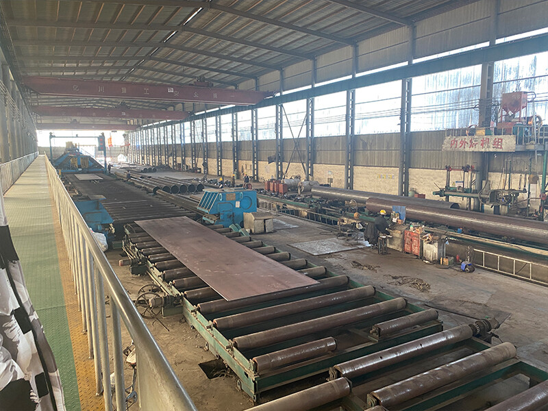 Longitudinally & Spirally Welded Carbon Steel Pipes Round Shape 6m/12m Length