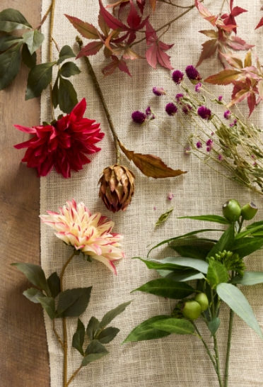 Flowers, Stems & Sprays