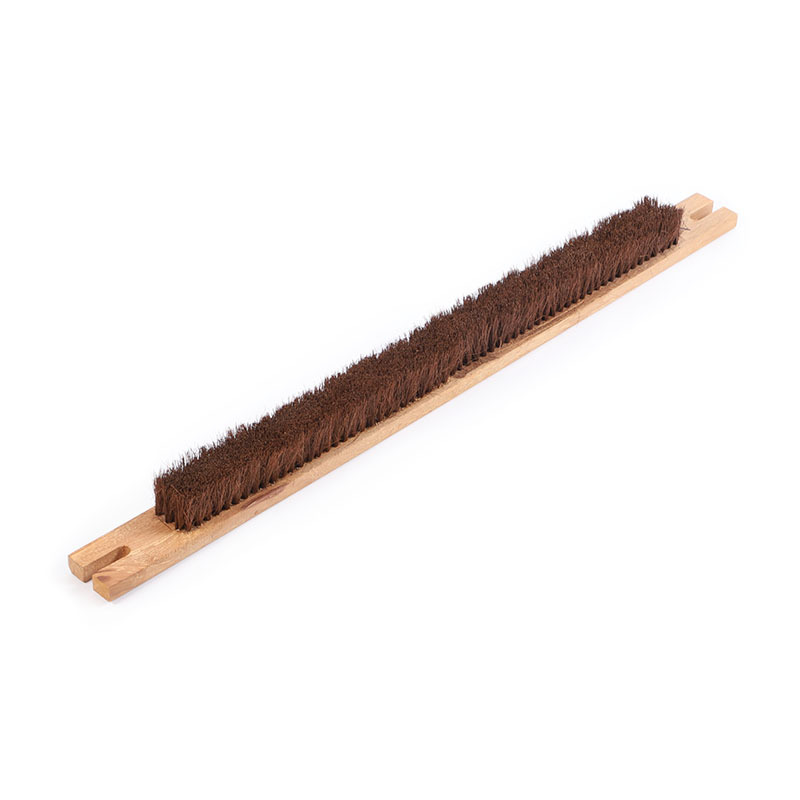 The shoe factory assembly line shoelace special brush has strong, tight and delicate bristles and can accept various customized special-shaped brushes The shoe factory assembly line shoelace special brush has strong, tight and delicate bristles and can accept various customized special-shaped brushes