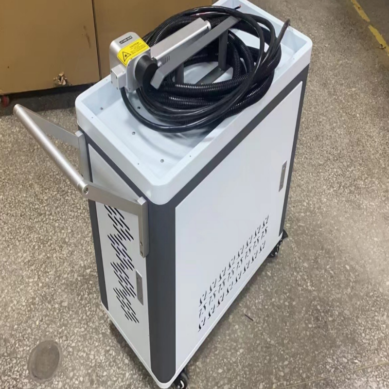 Laser cleaning machine