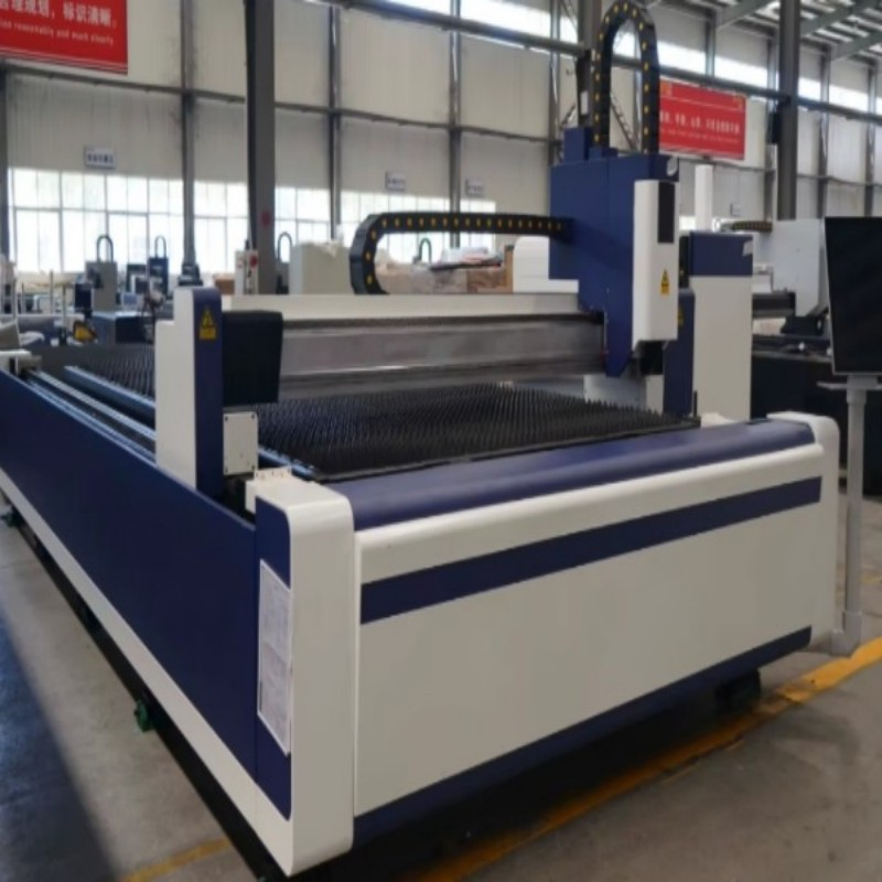 Laser cutting machine