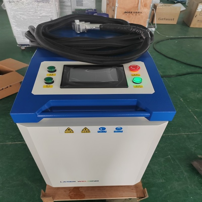 Laser welding machine 