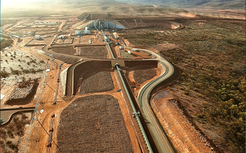 The belt system of the iron ore project has been put into production to improve the ore transportation capacity and ensure stable supply