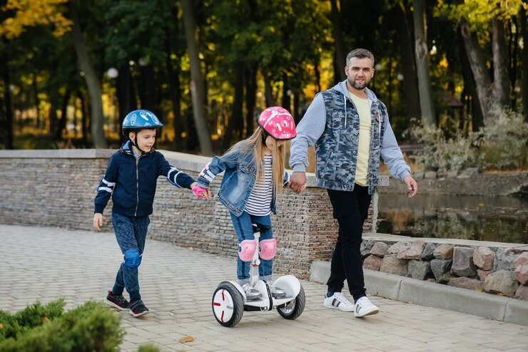 Hoverboards: The New Favorite of the Young Generation and Diverse Application Trends Hoverboards: The New Favorite of the Young Generation and Diverse Application Trends