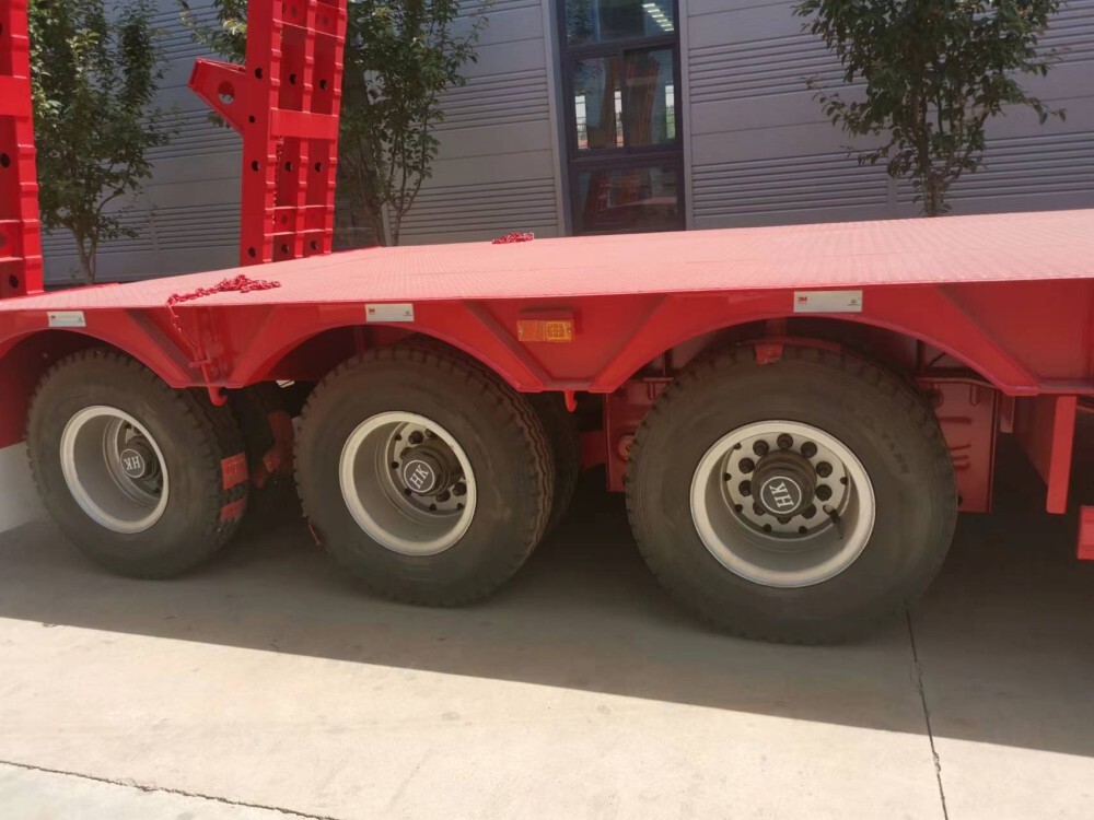 lowbed trailer 60 ton/lowboy trailer 60 ton/gooseneck flatbed trailer