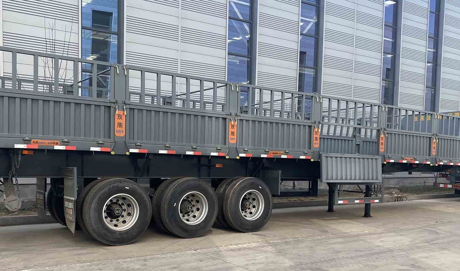 fence semi Trailer for sale/3 axle fence Trailer/60 ton fence semi Trailer manufacturer