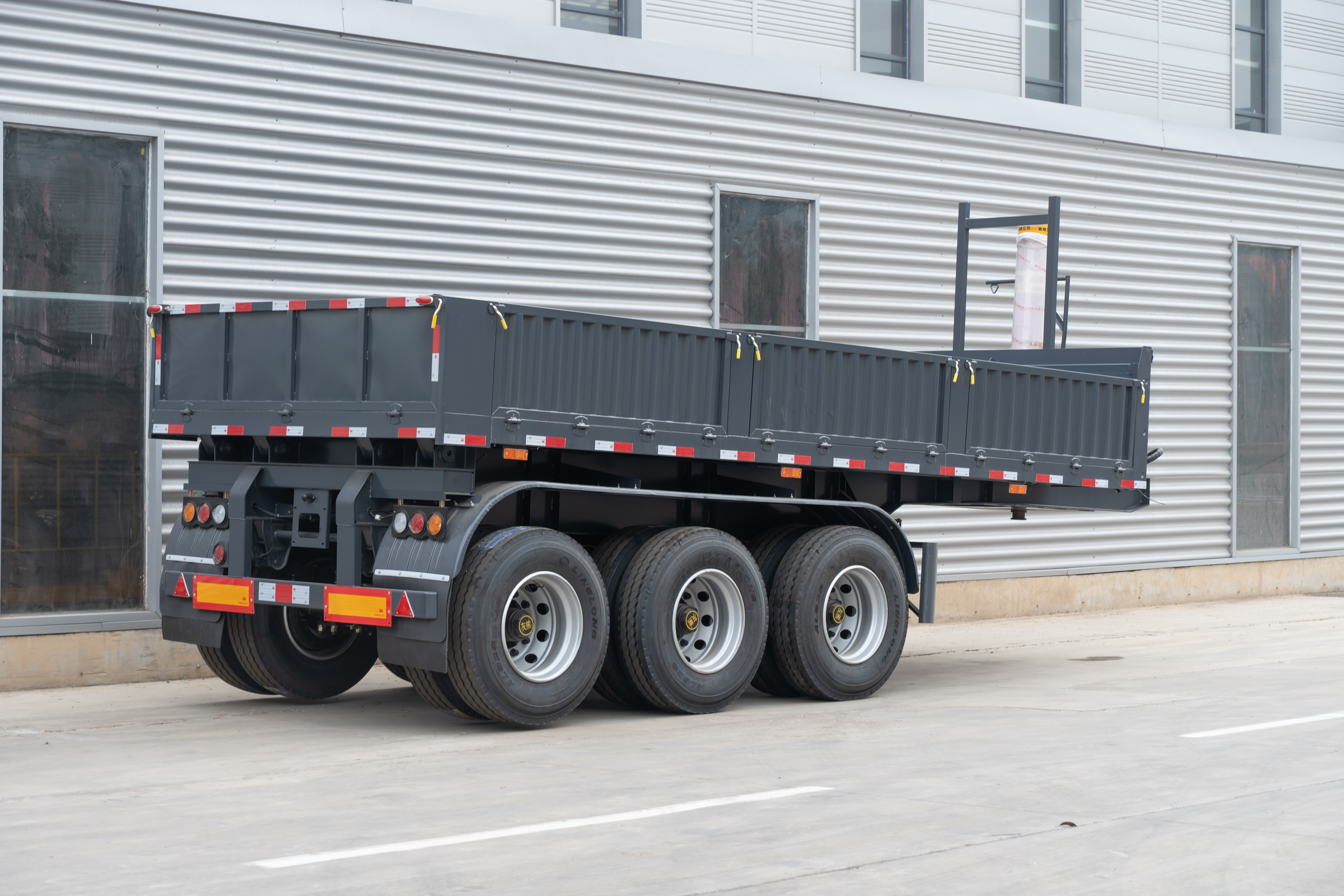 side dump Trailer/dumper Trailer for sale/dump semi Trailer manufacturer