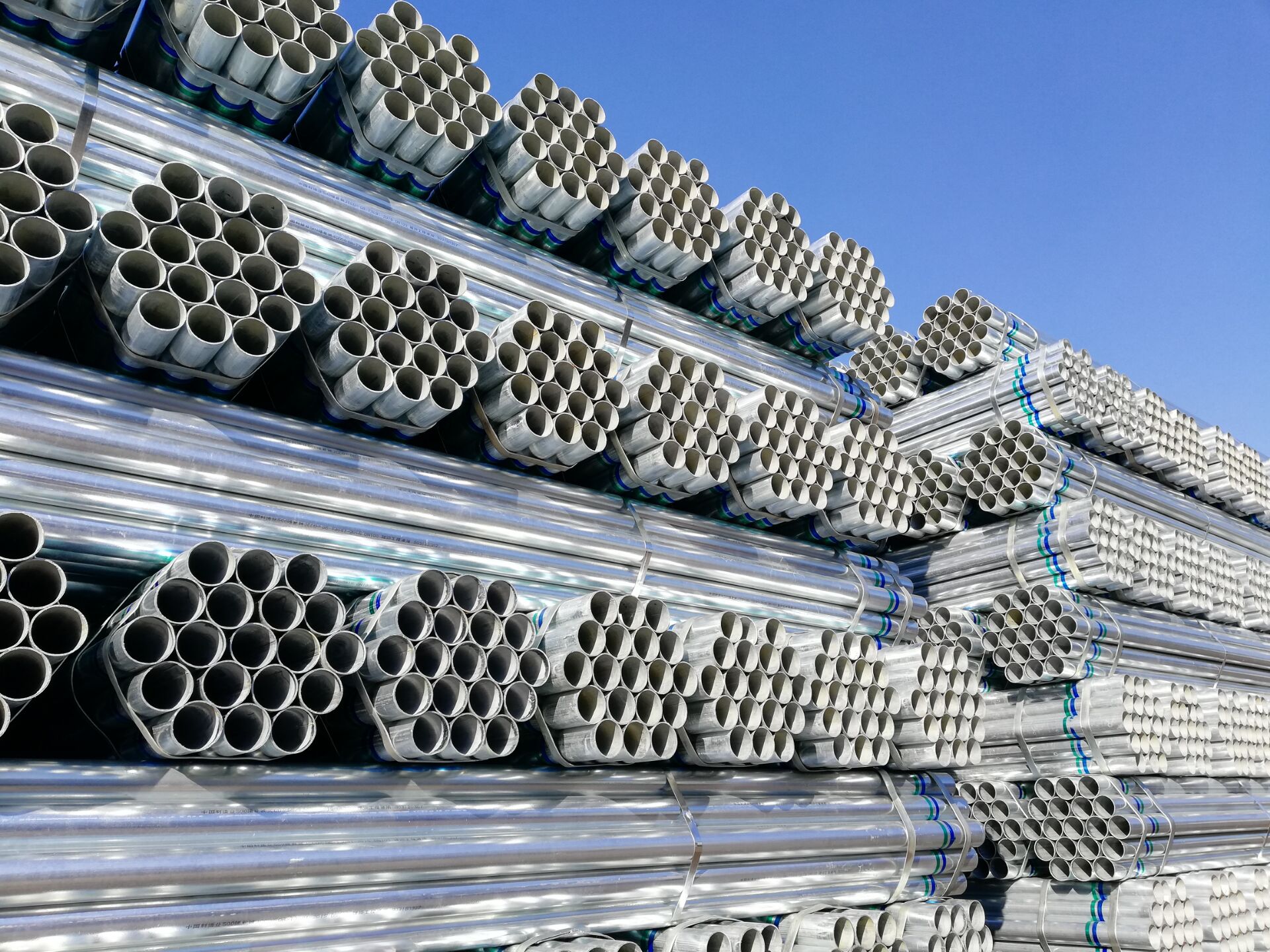 The advantages and disadvantages of hot -dip galvanized and cold galvanized