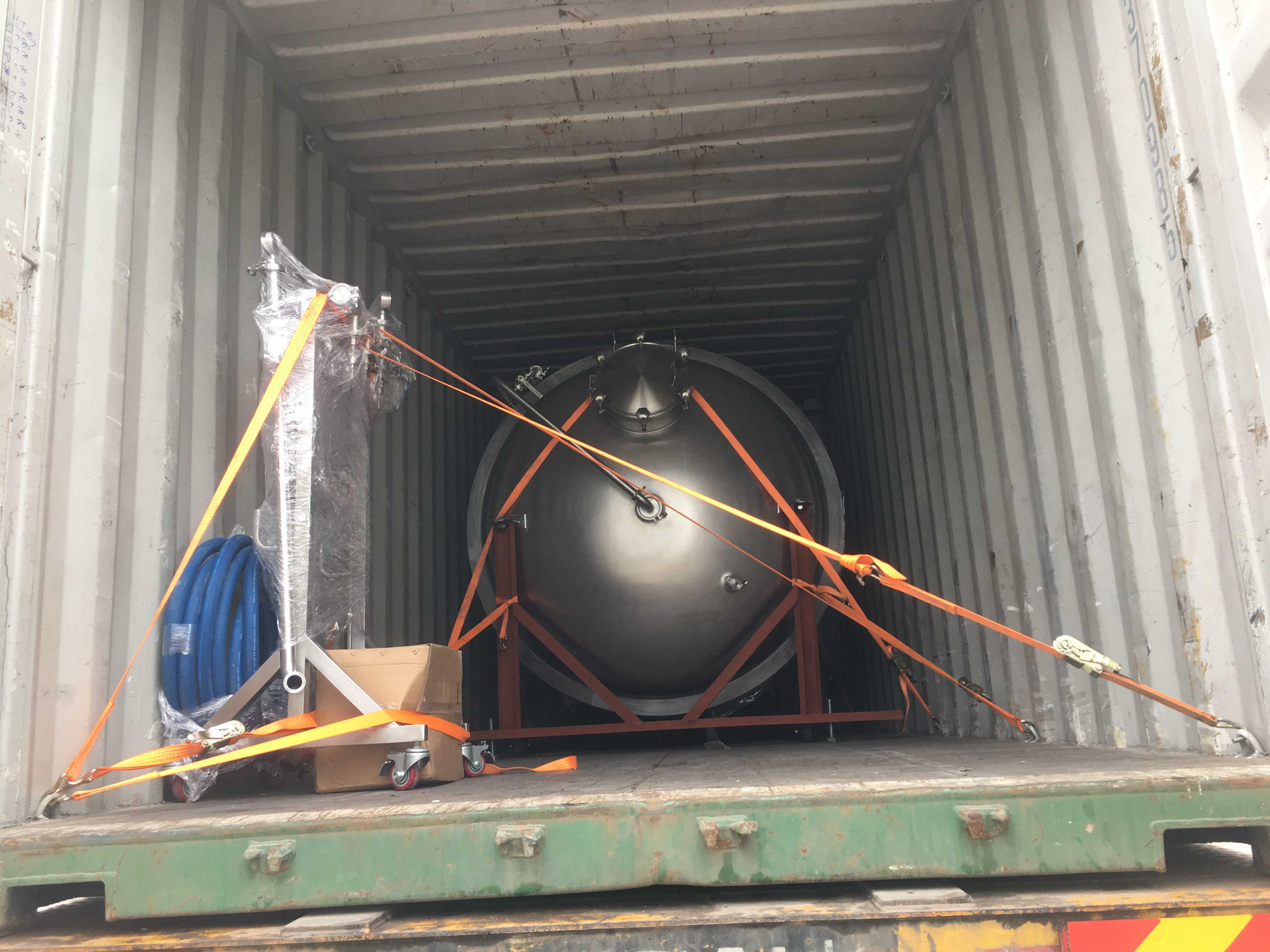 Brewing equipment fixed inner the container-Jinan Lushine.jpg