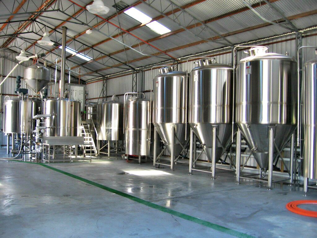 Japan 1500L Brewing System.jpg Japan 1500L Brewing System.jpg