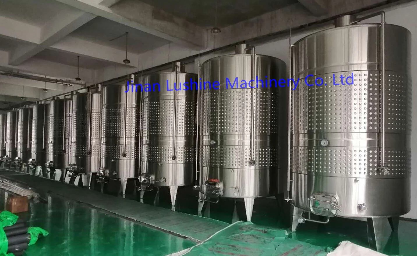 100HL Grape Wine Fermenters