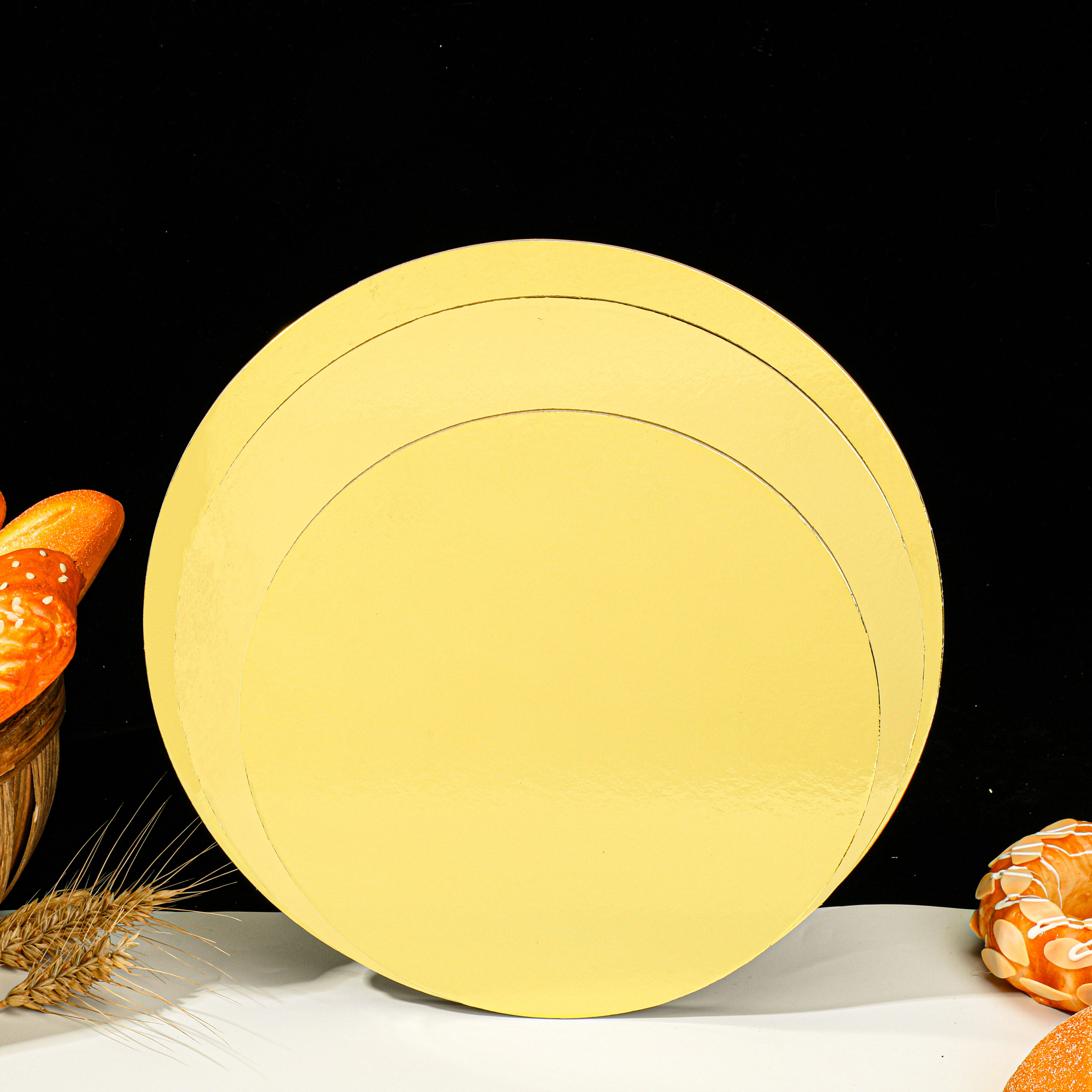 3mm Gold & Black Cake Base Stand - Sturdy & Stylish