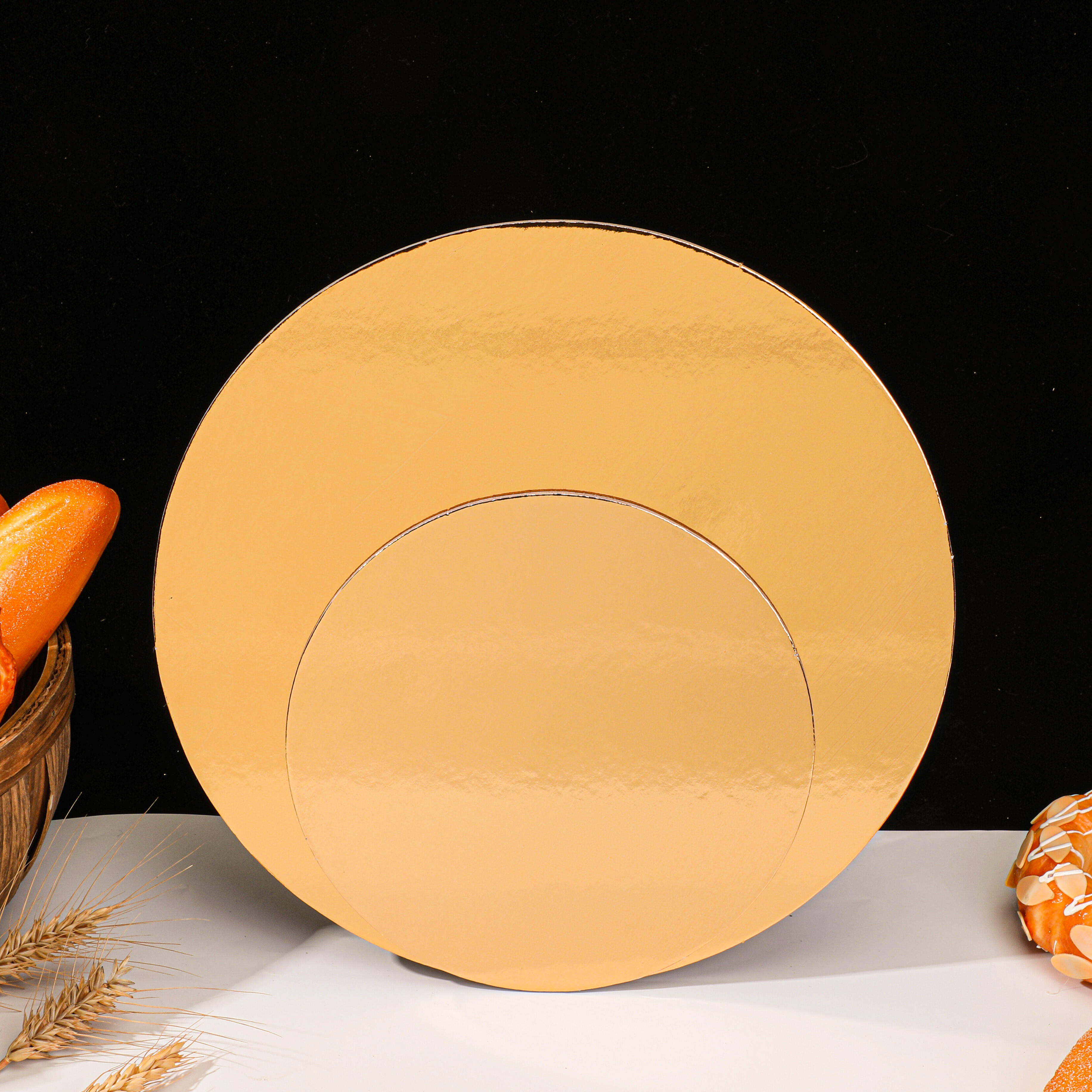 3mm Thick Champagne Gold & Black Cake Base Stand