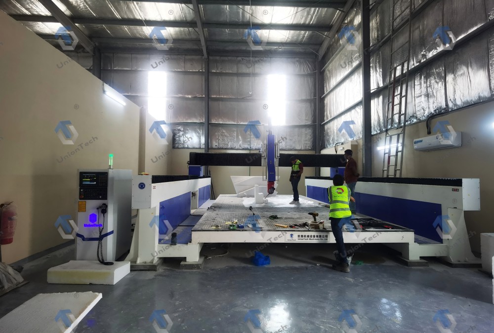 5 axis cnc machine.png