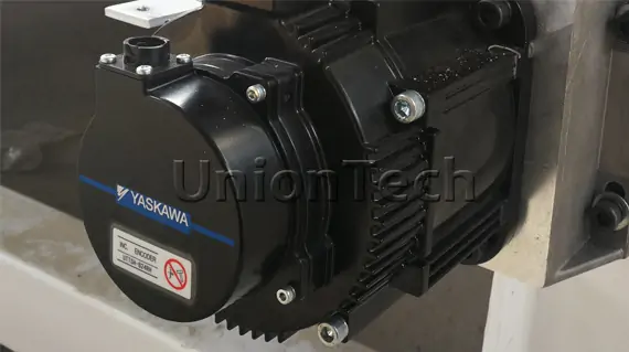 Japanese YASKAWA servo motor