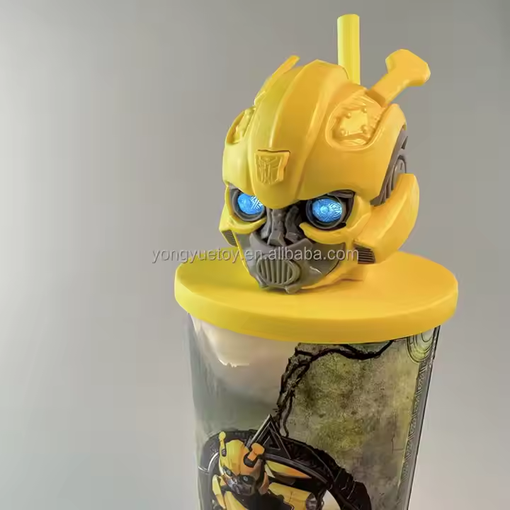 Custom 3D Plastic Cup with Light up Top 32oz Cold Drink Ice Cream Cake Cups with Straw and Figure Topper