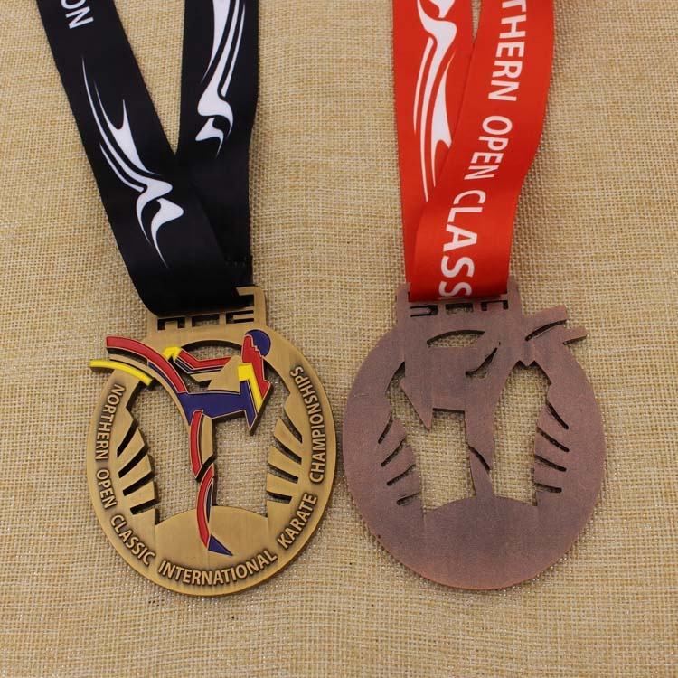 Customized Gold Medal Karate