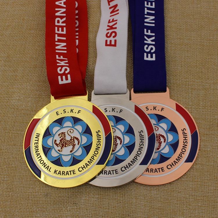 Customized Gold Medal Karate