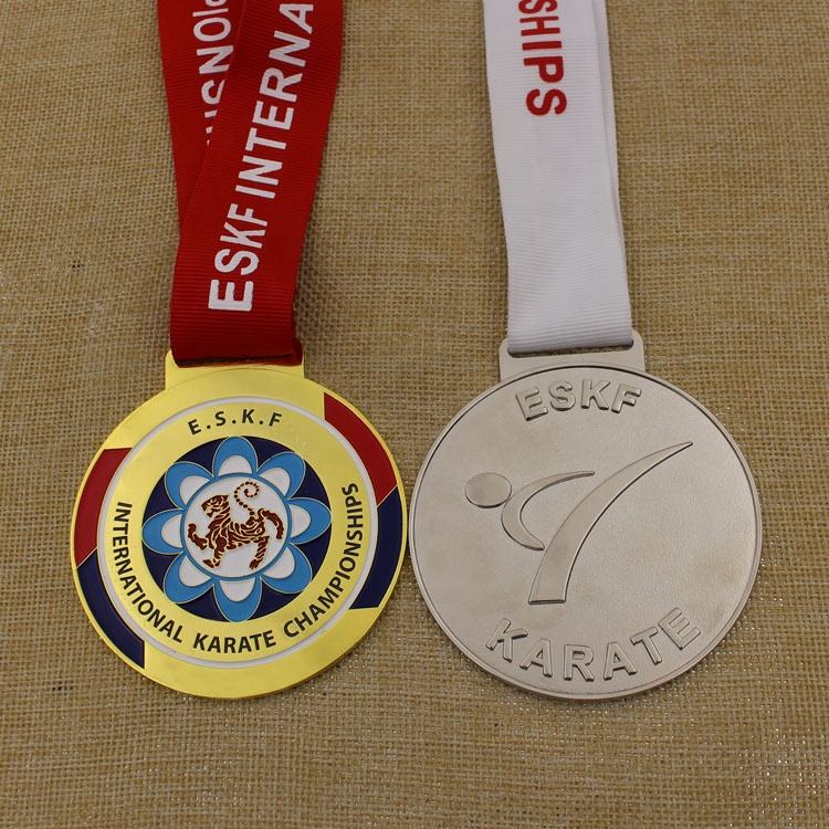 Customized Gold Medal Karate