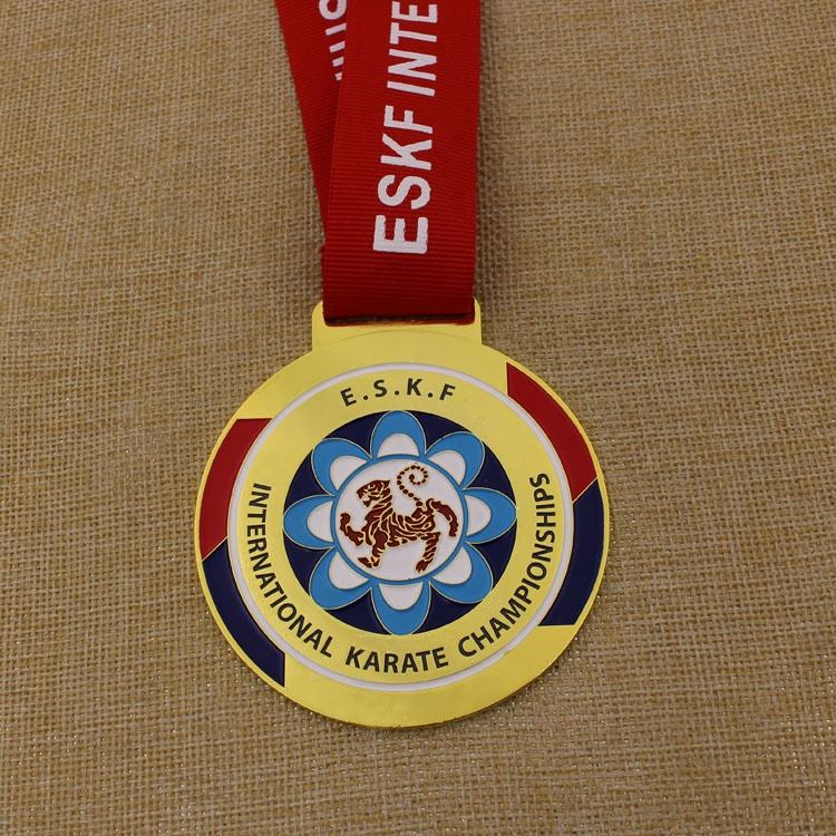 Customized Gold Medal Karate